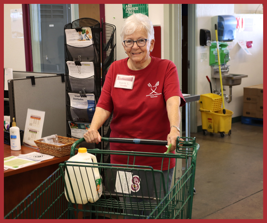 Karen, an Amado Resource Center Volunteer